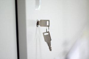 一流の鑑定士による婚約指輪買取サービス